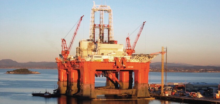 Rigs & Drillships